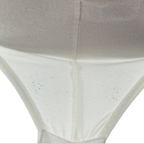 Jolie Spaghetti Strap Plunge Back Stretch Bodysuit - Picture 5 of 8